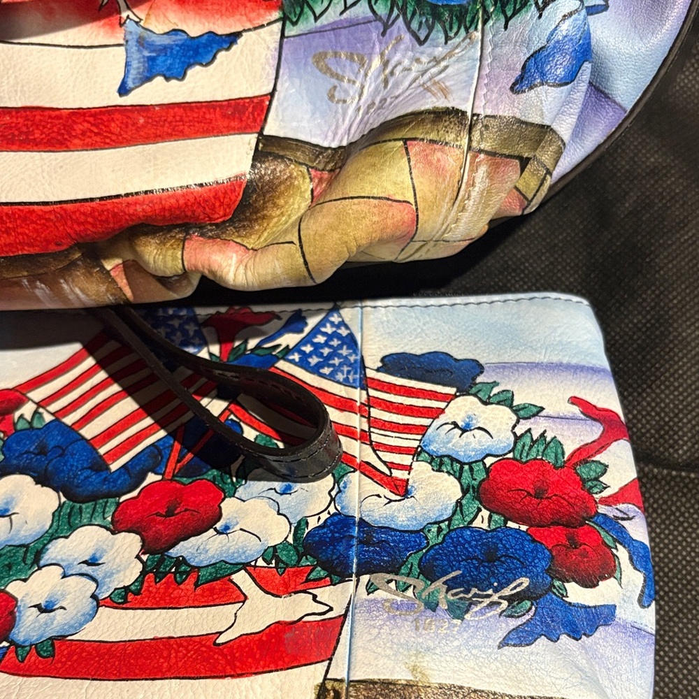 Sharif Patriotic Floral Tote Bag in Blue, Red, White - Picture 5 of 9